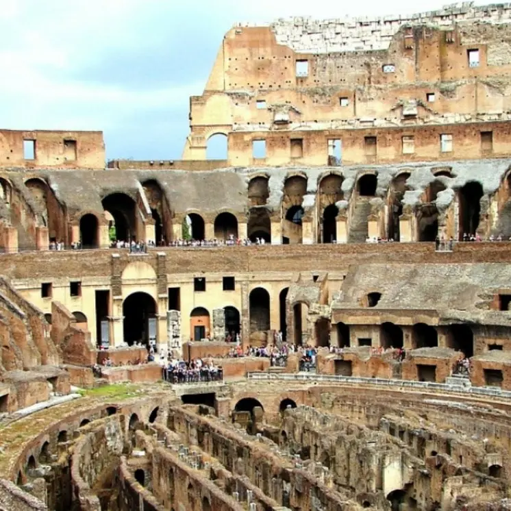 Terrorismo, l’Italia resta un potenziale bersaglio. I Servizi segreti: «Colosseo obiettivo della jihad»