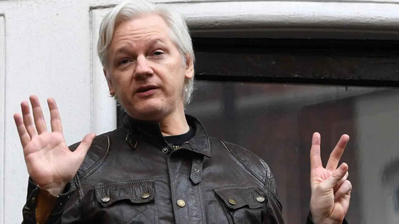 Julian Assange, il Comune di Polistena gli conferisce la cittadinanza onoraria