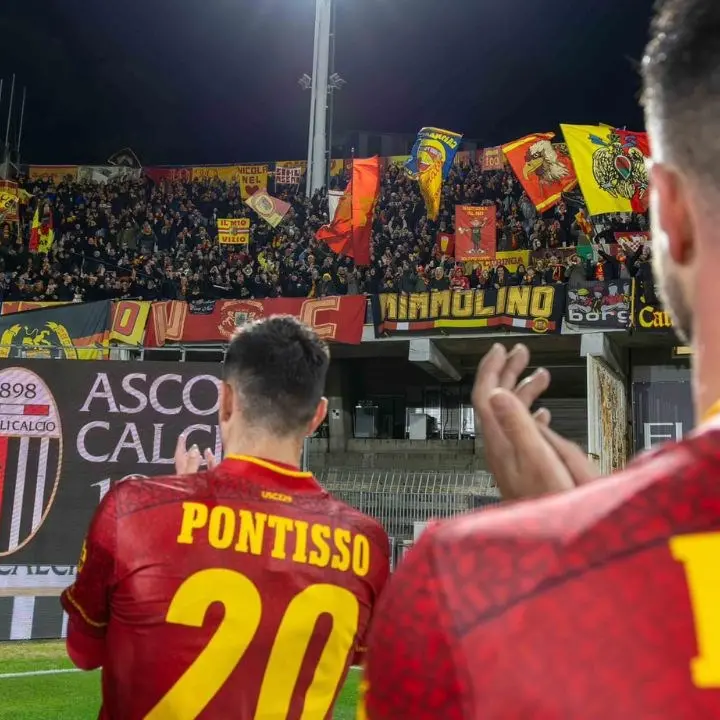 Cosenza-Catanzaro, al via la prevendita per i tifosi giallorossi: tutte le info utili