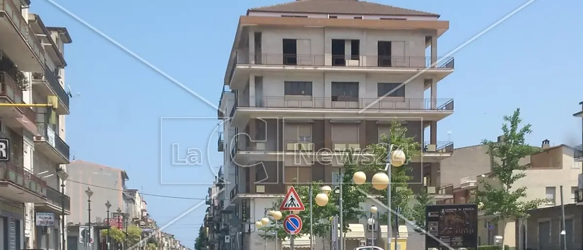 Statale 106, cento anni di storia e ammodernamento a singhiozzo: 310 chilometri ancora attendono la doppia carreggiata