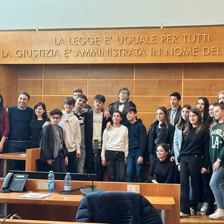 Un processo contro il bullismo, gli studenti di Nocera e Falerna vanno a scuola di legalità al Tribunale di Lamezia