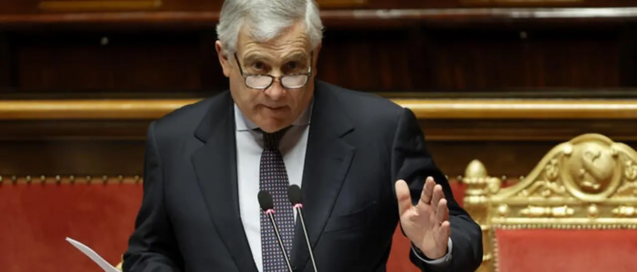Via libera del Parlamento a tre missioni internazionali. Tajani: «Aspides solo difensiva, mai operazioni su terraferma»
