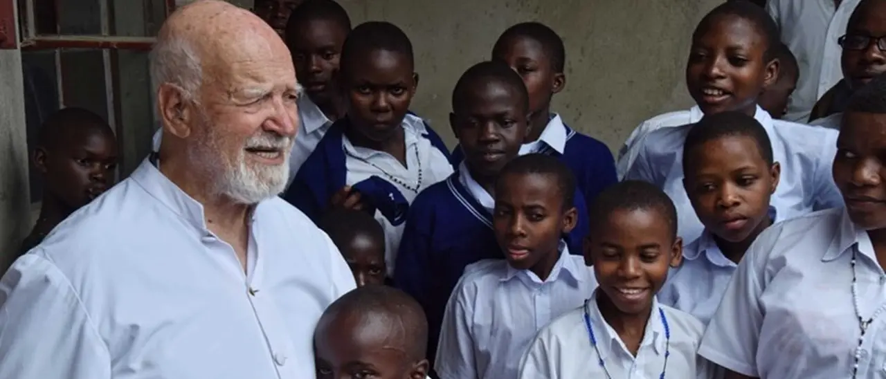 È morto padre Paolino Tomaino, il missionario calabrese viveva da oltre 50 anni in Africa