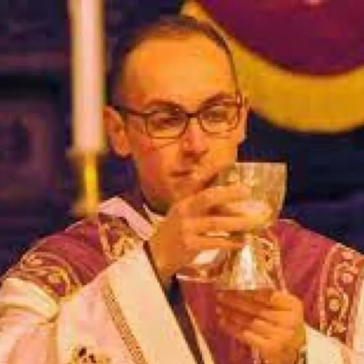 Violenza sessuale su minori, in Sicilia prete “orco” condannato a 4 anni e 6 mesi