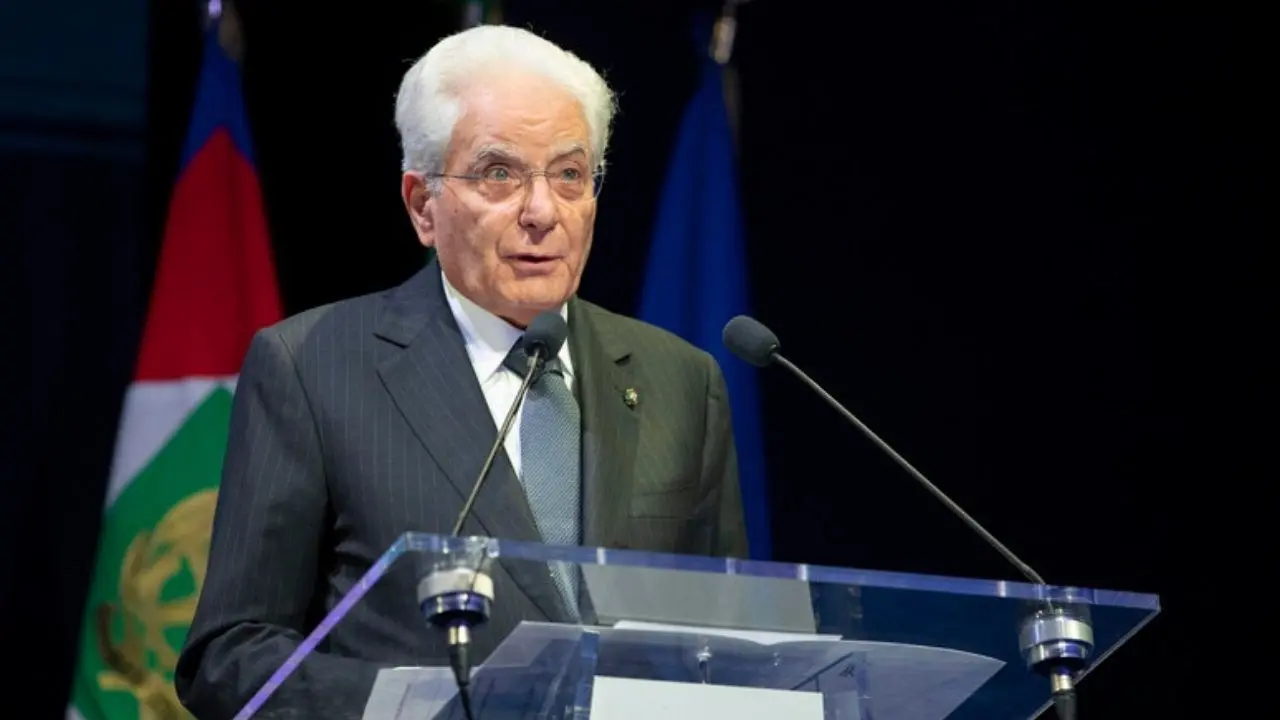 Mattarella: «La libertà di stampa è fondamentale, istituzioni chiamate e tutelarla»