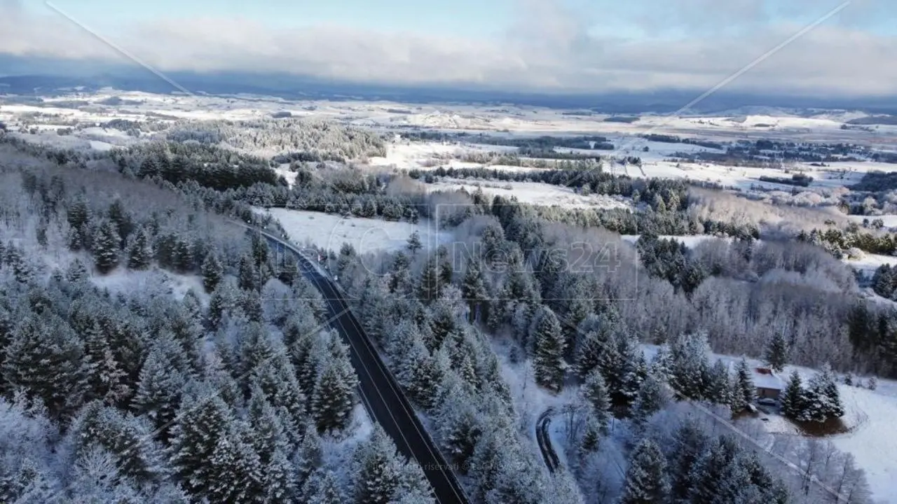 Sila, la stagione è andata in... bianco. Un inverno avaro di neve ha infranto i sogni degli sciatori