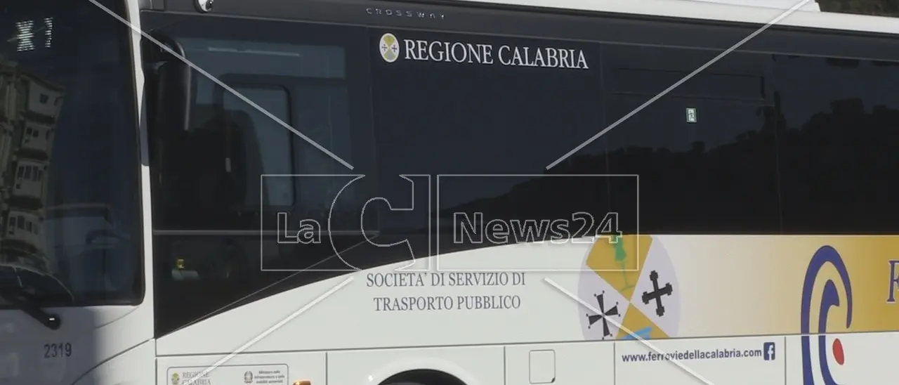 Ferrovie della Calabria sulla disdetta dei contratti di II livello: «Al via una razionalizzazione che premia la produttività»