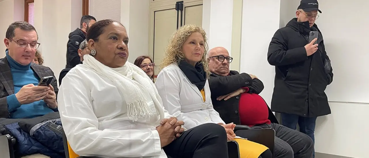 L’ospedale di Mormanno accoglie i medici cubani, il sindaco Pappaterra: «Stiamo costruendo la sua rinascita»