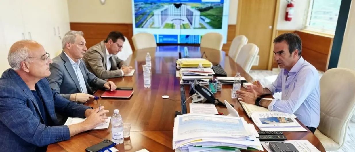 Sanità, nuovo incontro tra i sindacati e Occhiuto: nasce il Tavolo regionale permanente, sarà convocato ogni mese