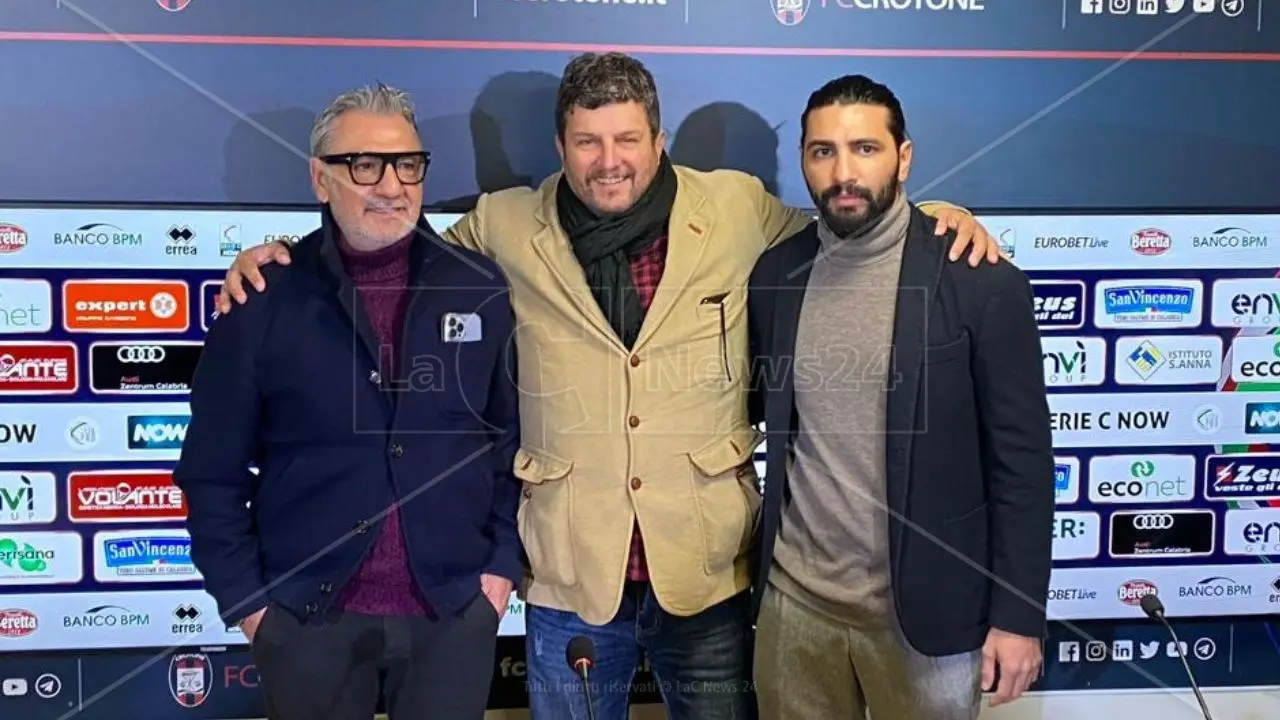 Crotone, fuori rosa Gigliotti e D’Errico. Il presidente Vrenna punta il dito contro i calciatori