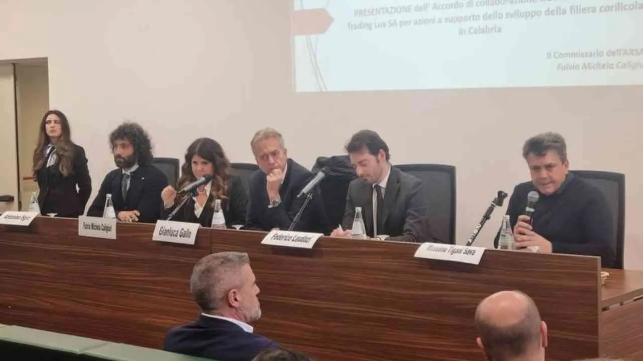 La Nutella (e non solo) con le nocciole calabresi, accordo tra Regione e Ferrero: «È la nostra certificazione di qualità»