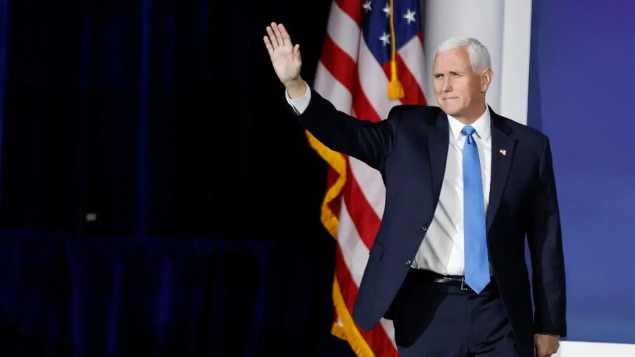 Stati Uniti, Mike Pence a Fox: «Non appoggerò Donald Trump per la presidenza»