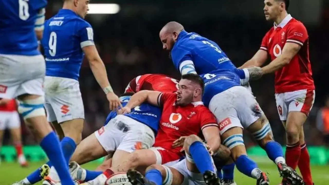 Rugby, vittoria storica dell’Italia in Galles: è il Sei Nazioni più bello di sempre