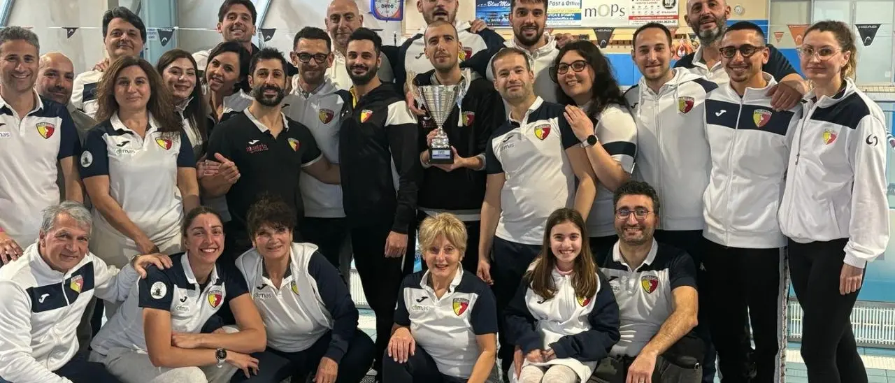 Nuoto, la Swim Race di Catanzaro vince la coppa Fin Calabria nella categoria Master