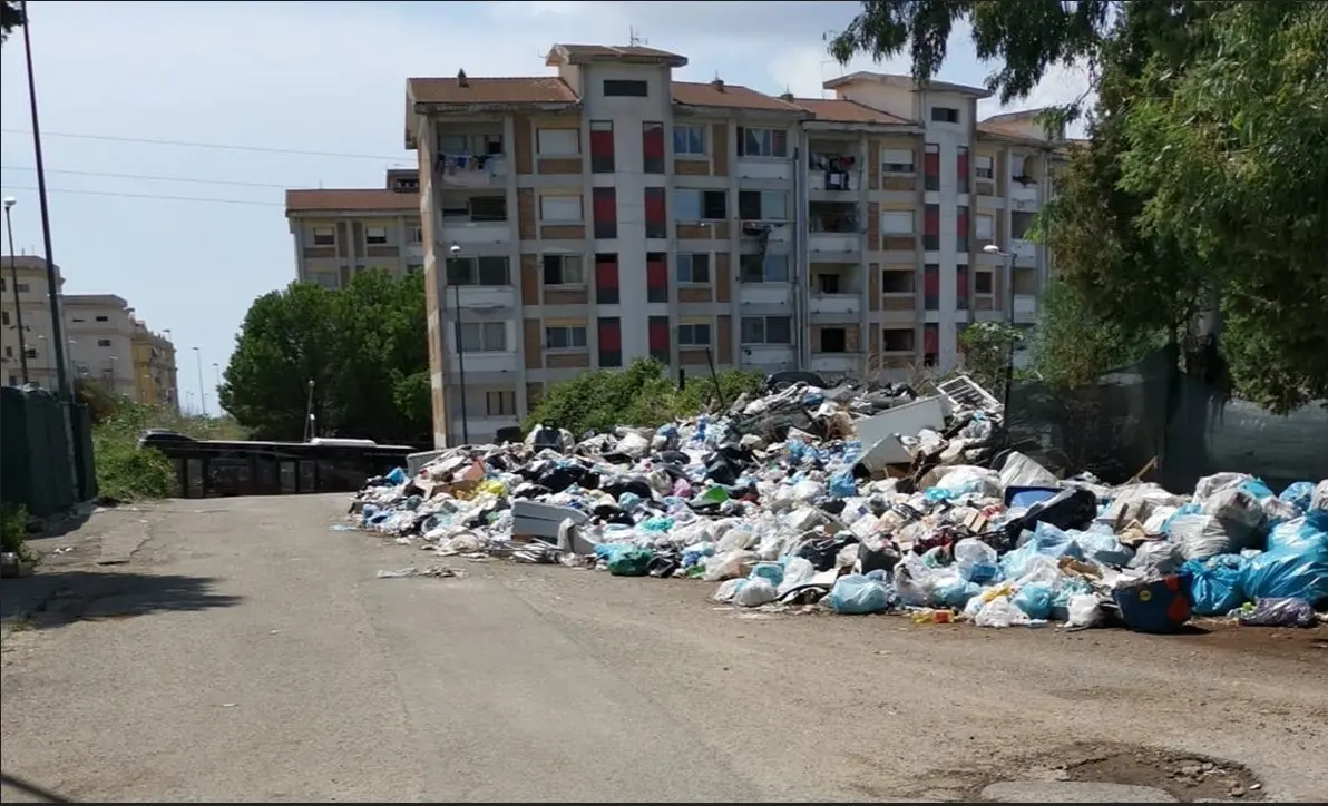 Reggio, ad Arghillà il presidente della commissione Periferie Battilocchio: «Lo Stato c’è, non possono esistere zone franche»