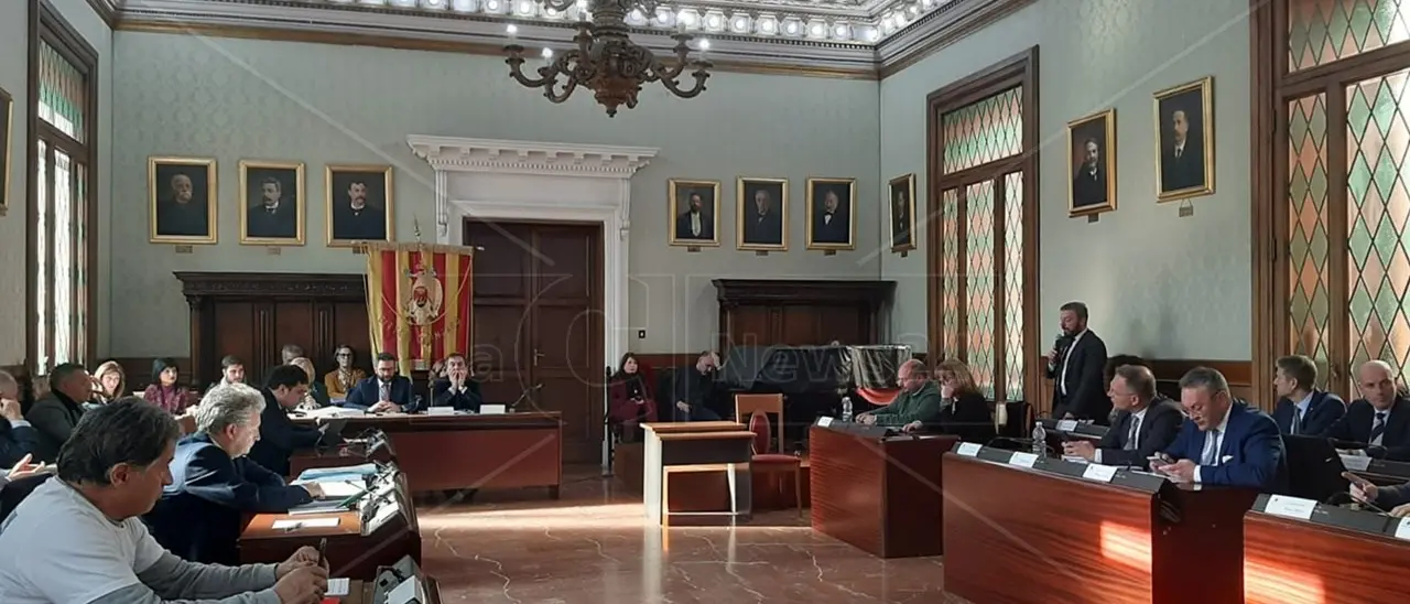 Rai a Catanzaro, il Consiglio comunale s’impegna a chiedere l’istituzione di una sede staccata