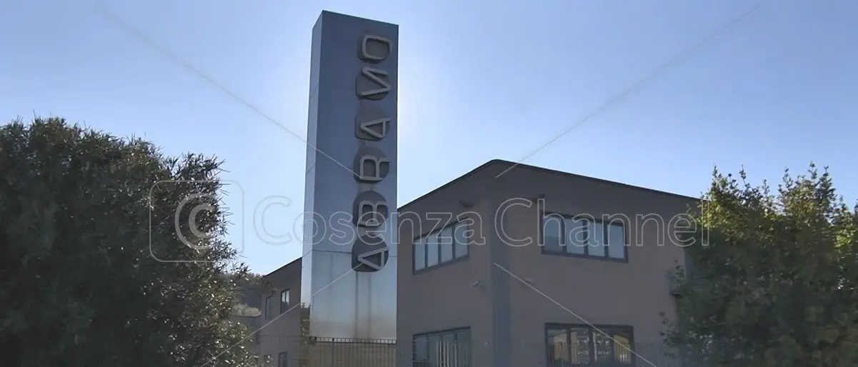 Crisi Call center Abramo, la Cgil: «Basta speculazioni, si sta consumando un dramma sociale»