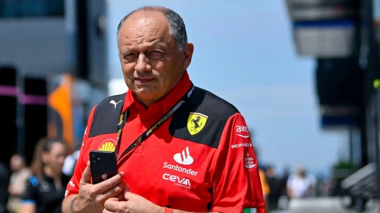 Formula Uno, alba rossa a Melbourne. Vasseur: «Ferrari perfetta, ma non sentiamoci arrivati»