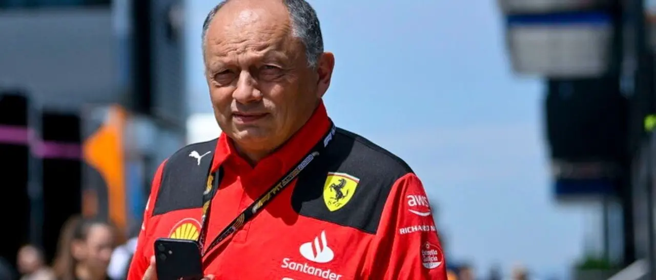 Formula Uno, alba rossa a Melbourne. Vasseur: «Ferrari perfetta, ma non sentiamoci arrivati»