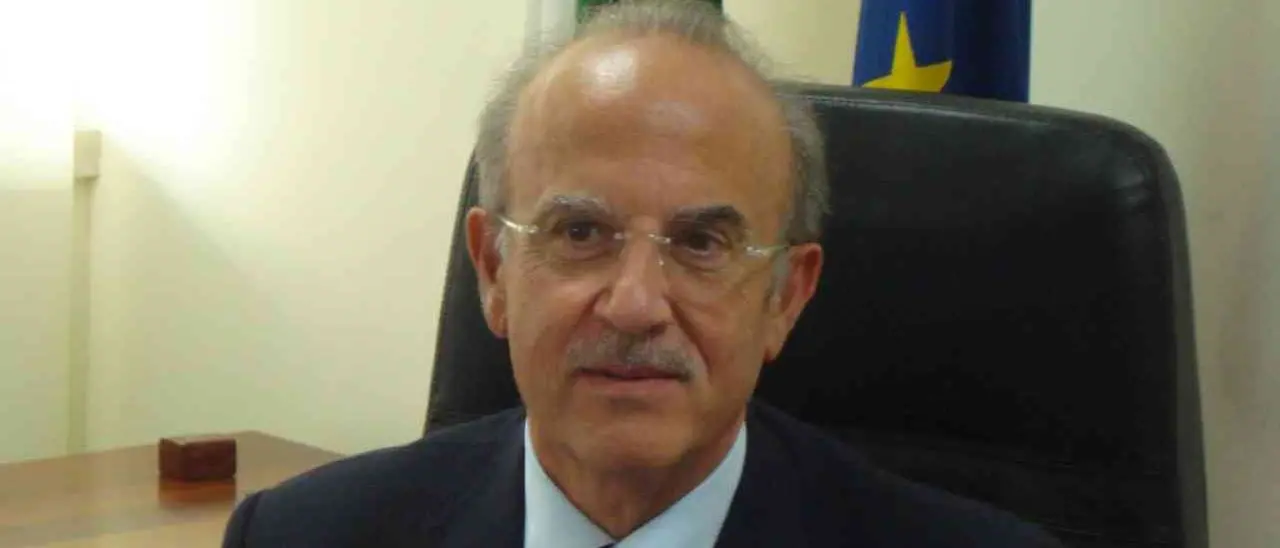 Perquisizioni a casa dell’ex rettore dell’Università di Catanzaro Quattrone, indagato per abuso d’ufficio