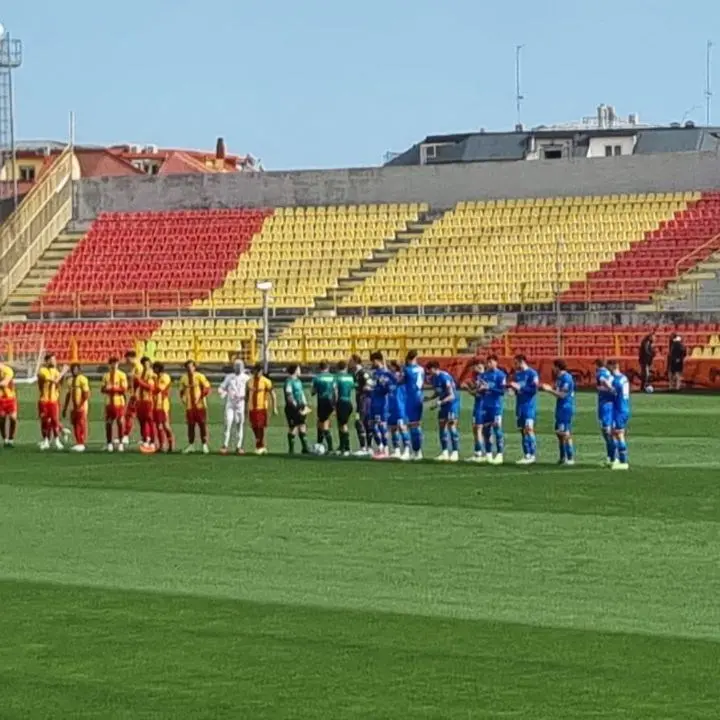 Catanzaro, l’amichevole con il Sambiase finisce 5-2 per gli uomini di Vivarini