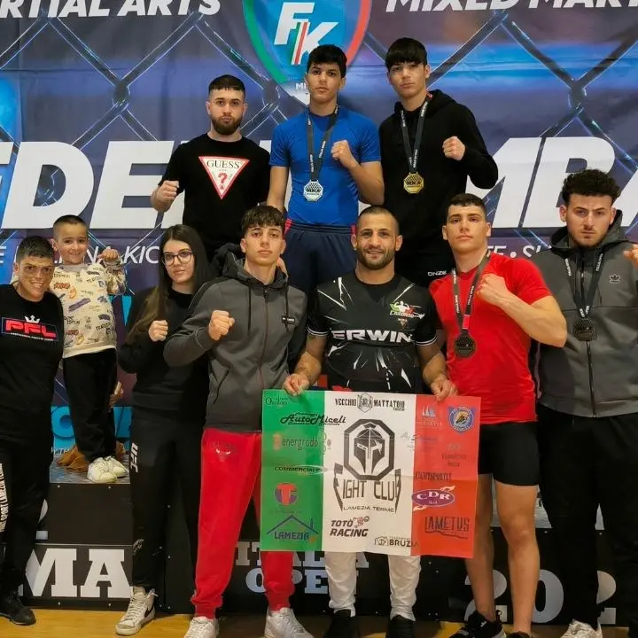 Atleti del Fight club Lamezia Terme protagonisti a Roma ai campionati italiani di MMA