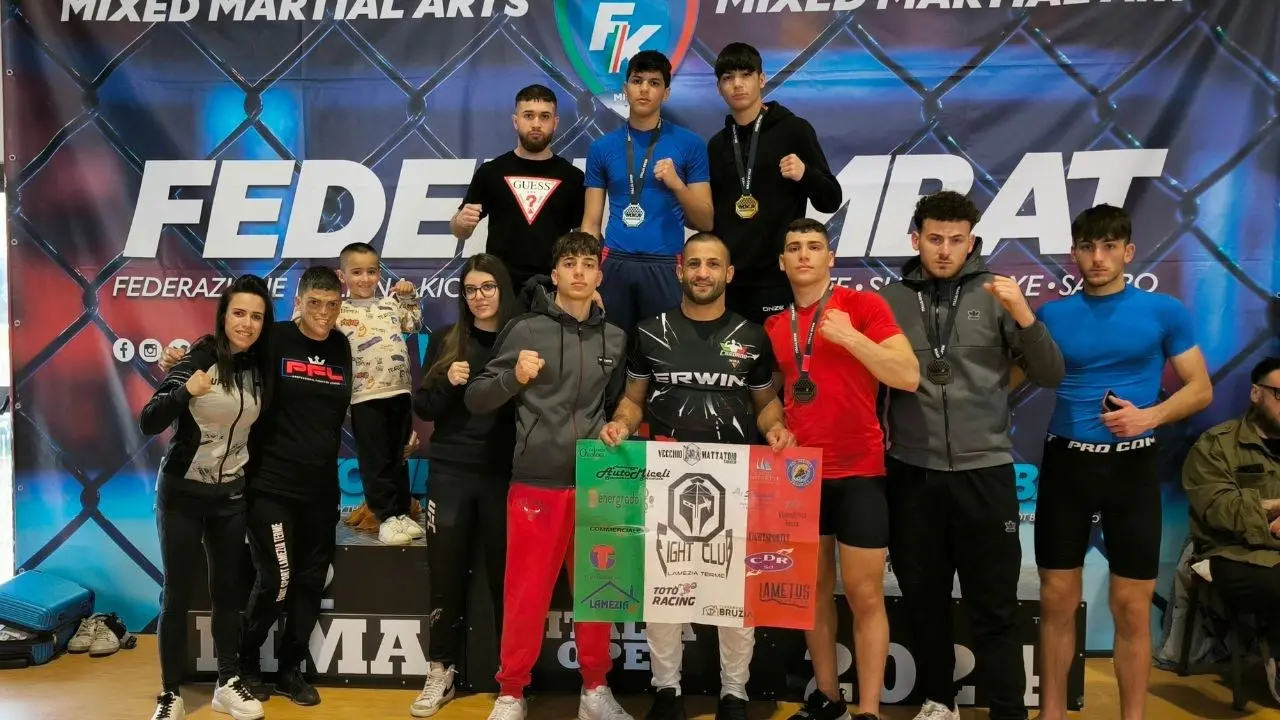 Atleti del Fight club Lamezia Terme protagonisti a Roma ai campionati italiani di MMA