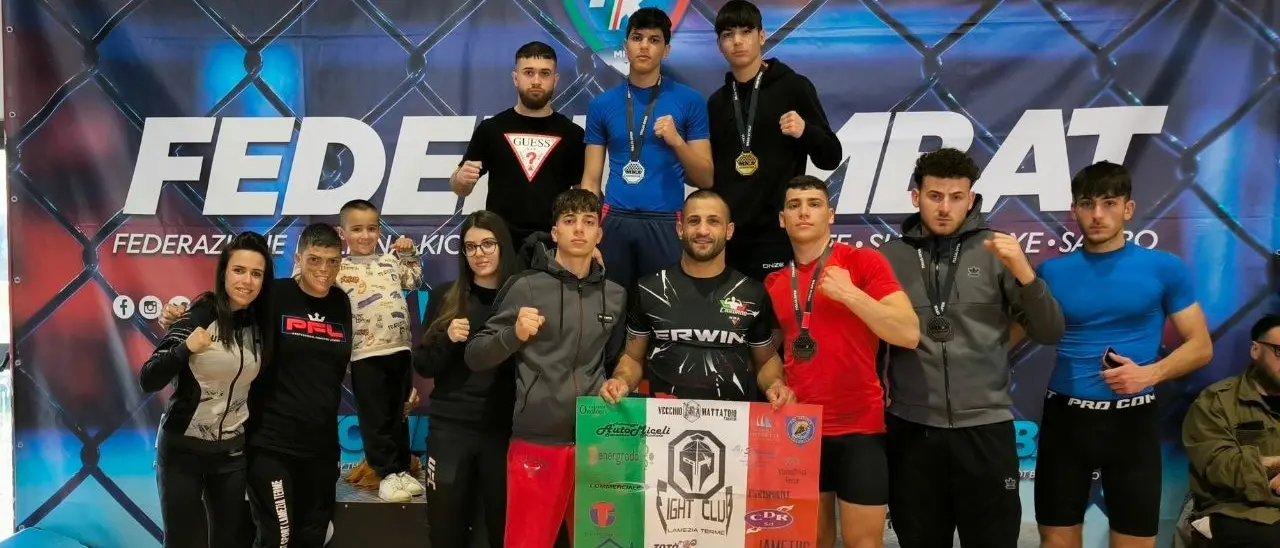 Atleti del Fight club Lamezia Terme protagonisti a Roma ai campionati italiani di MMA