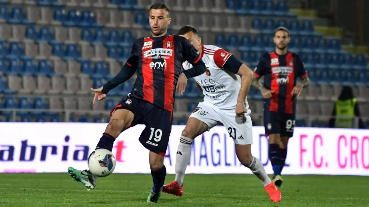 Il Crotone non sa più vincere, con la Casertana allo Scida termina 0-0