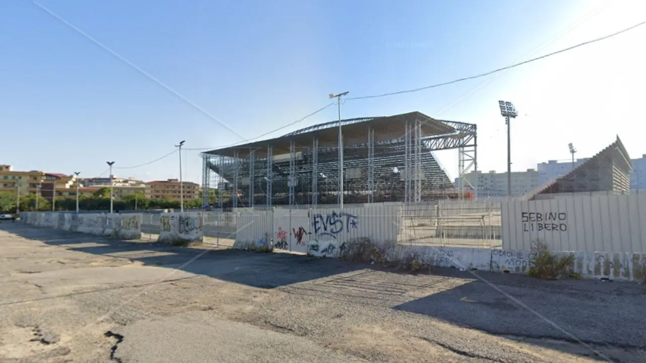 Antica Kroton, si accelera per iniziare gli scavi archeologici allo stadio Ezio Scida: «Indispensabile rimuovere la tribuna»