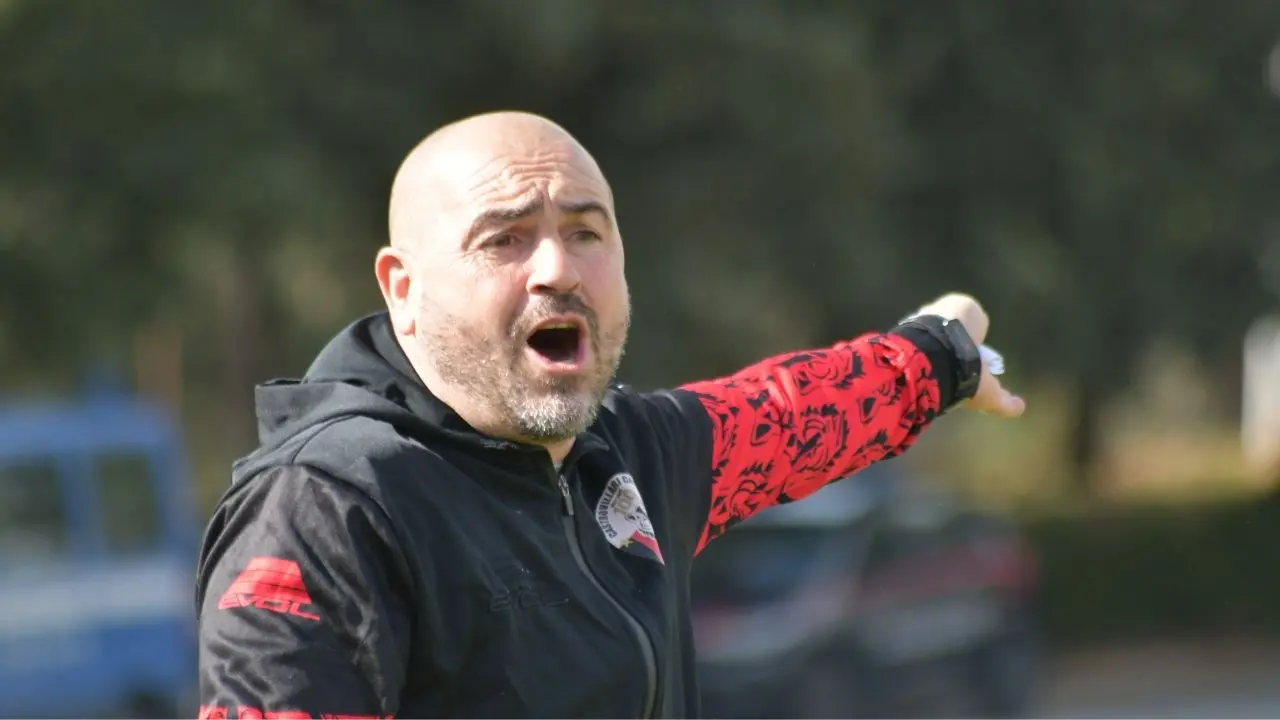 Castrovillari ancora una volta senza allenatore, si separano le strade tra i rossoneri e mister Boncore