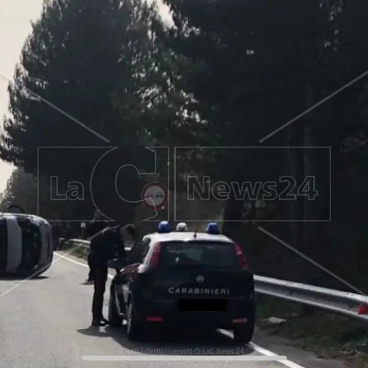 San Giovanni in Fiore, incidente sulla Statale 107: un ferito. Traffico rallentato in direzione Sila