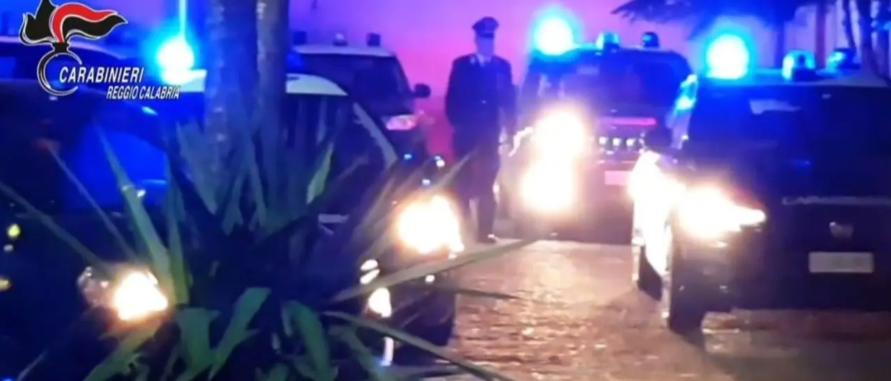 Era ai domiciliari per droga ma continuava a spacciare: in carcere un 44enne di Rosarno