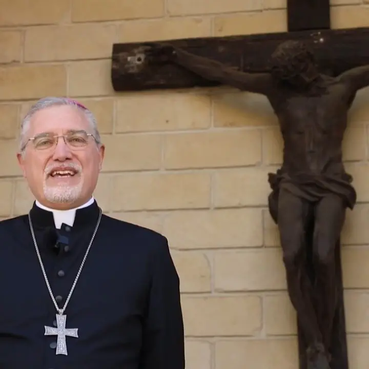 Il messaggio ai fedeli di monsignor Attilio Nostro: «La nostra Pasqua sia libertà, servizio e amore»