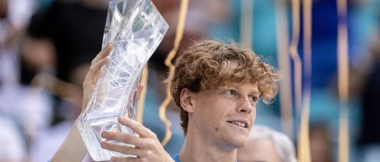 Sinner entra nella storia: vince la finale a Miami e diventa il numero 2 al mondo