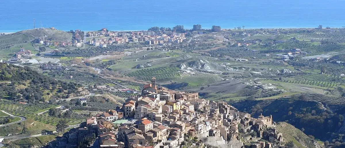 «Badolato come Sinner, secondo posto che vale un primato»: Fiorita festeggia la medaglia d’argento del borgo catanzarese