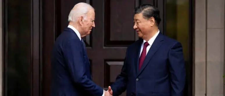 Telefonata tra Biden e Xi Jinping: al centro la questione di Taiwan e gli aiuti di Pechino all’industria militare russa