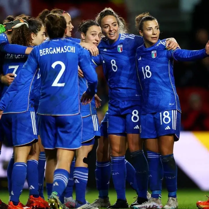 La Calabria si veste d’azzurro, a Cosenza arriva la Nazionale femminile: venerdì sfida ai Paesi Bassi