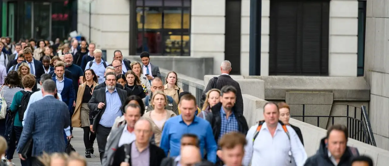 In calo il numero dei residenti in Calabria: sono 1,8 milioni tra cui 100mila stranieri. Ecco il report Istat