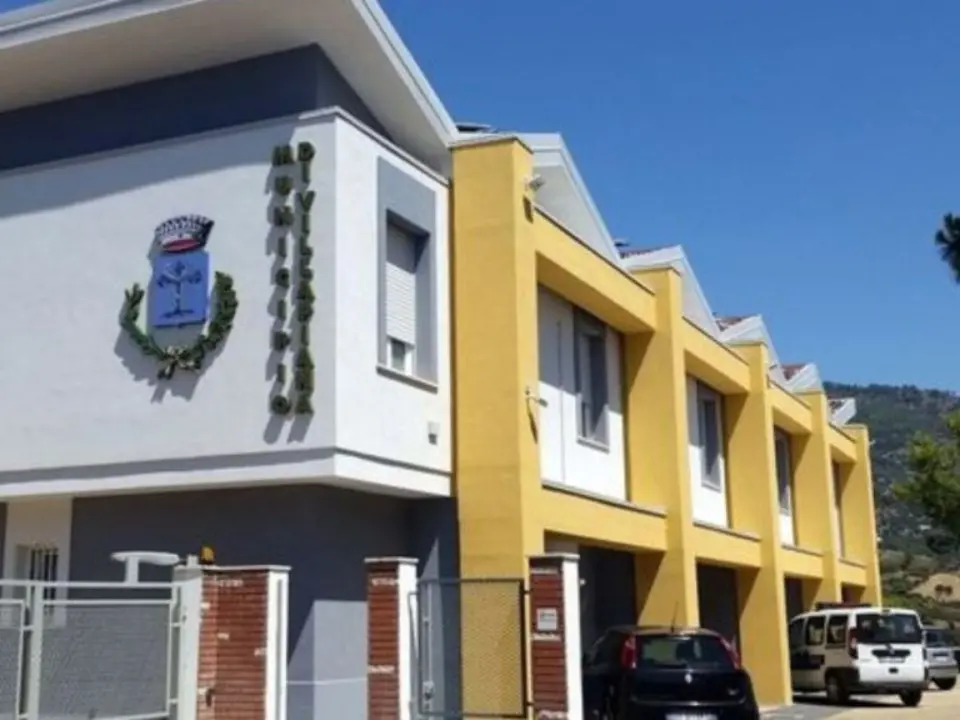 Villapiana, otto consiglieri si dimettono: sfiducia totale al sindaco Ventimiglia