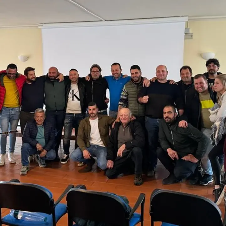 Nasce il Movimento agricoltori italiani: pronti a tornare con i trattori in strada e a bloccare il Giro d’Italia