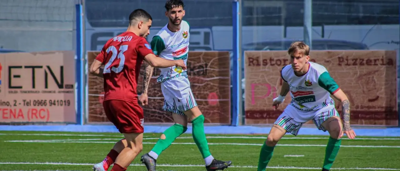 Serie D, il Locri supera 2-1 la Sancataldese e conquista tre punti fondamentali in ottica salvezza