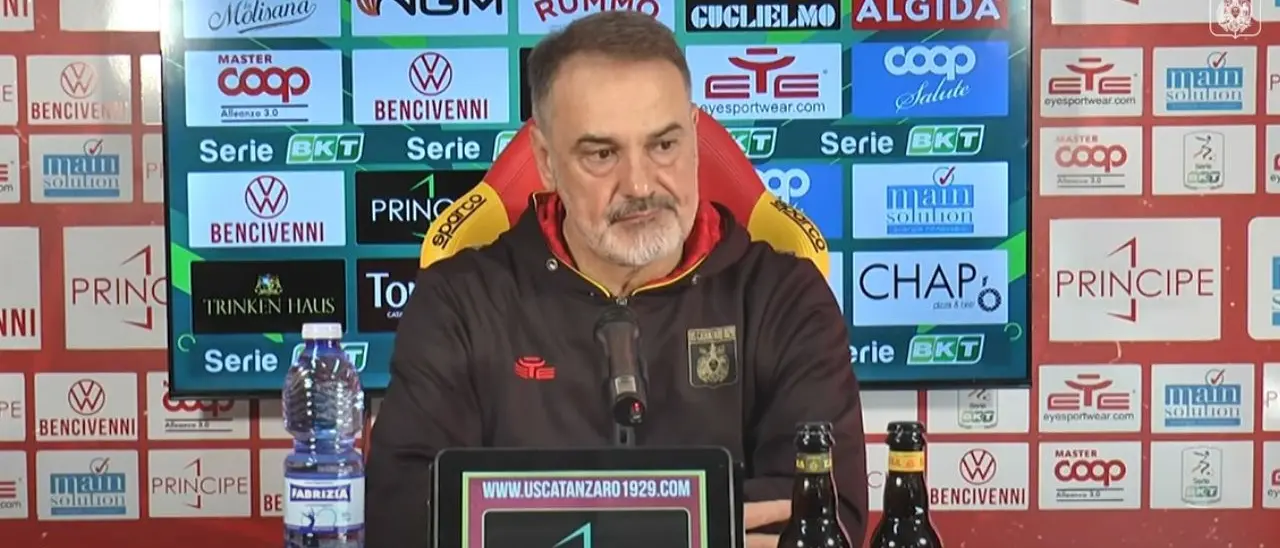 Catanzaro-Como 1-2, Vivarini: «Ce la siamo giocati alla pari, meritavamo il pareggio»