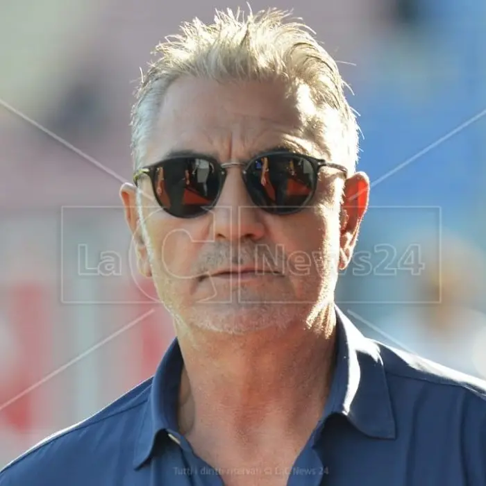 Aggressione ai calciatori del Crotone, il presidente Vrenna: «La violenza non è mai la soluzione»