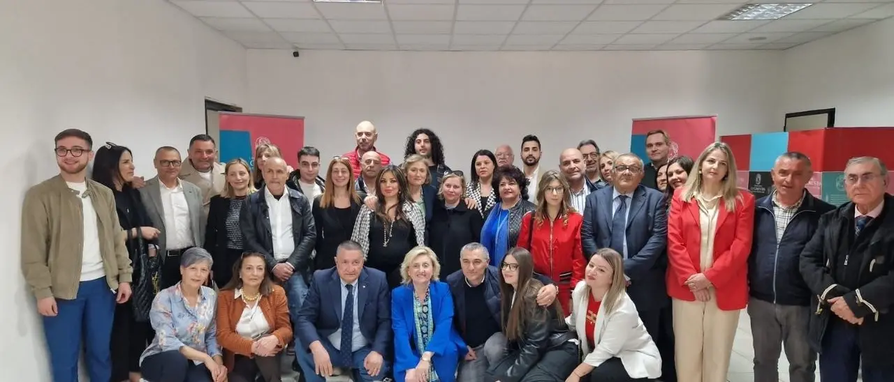 Gioia Tauro, Mariarosaria Russo al lavoro per la preparazione delle liste: 70 i candidati a sostegno della preside