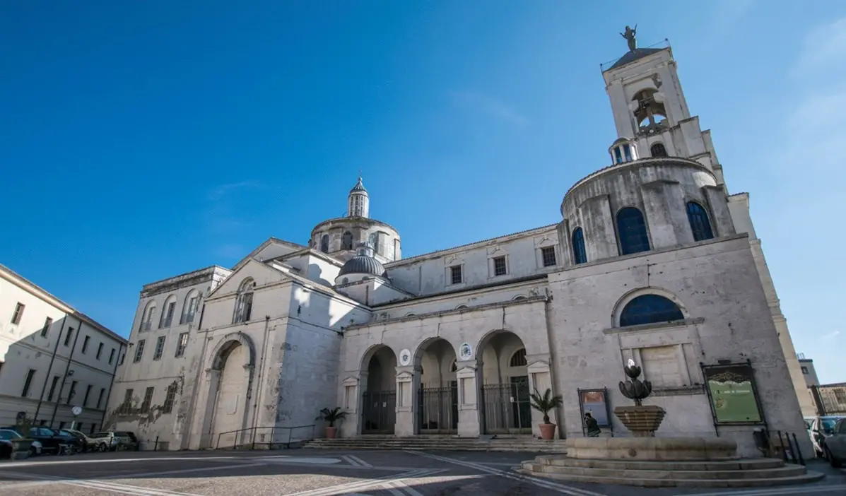 Il Duomo di Catanzaro chiuso da anni, siglato accordo per restauro e messa in sicurezza: sul piatto 9 milioni di euro