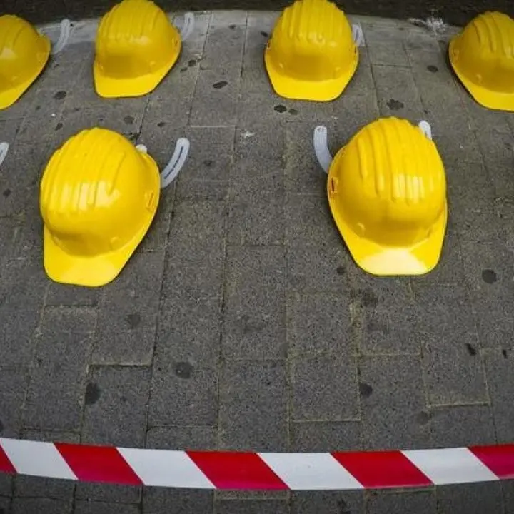 Stop alle morti sul lavoro e al precariato, domani lo sciopero generale proclamato da Cgil e Uil: manifestazione a Cosenza