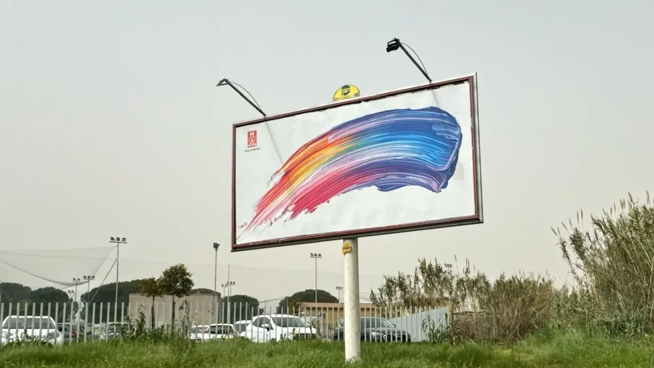L’enigma creativo di Rende: la pennellata di colore che ha catturato l’immaginario collettivo