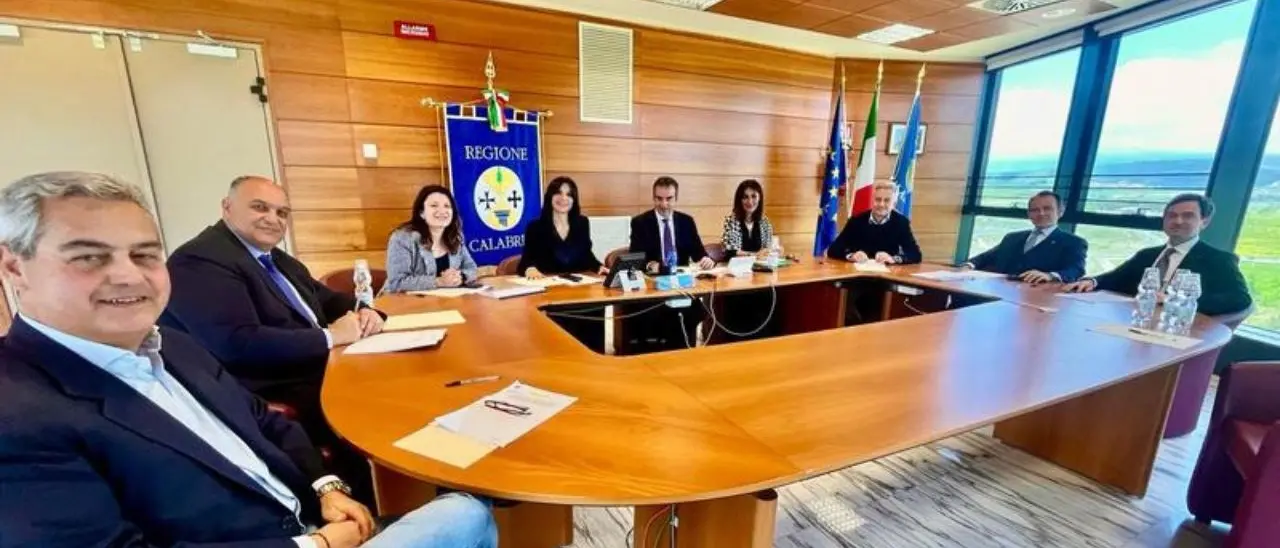 Abusivismo edilizio ed ecomostri in Calabria: siglato protocollo d‘intesa tra Regione e Legambiente