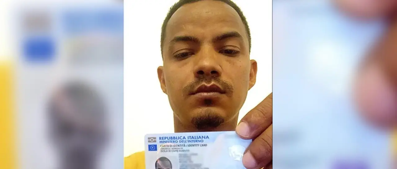 Da italiano a migrante clandestino per poter entrare nel suo Paese, il lungo viaggio di Michel Ivo che a Crotone ha coronato il suo sogno